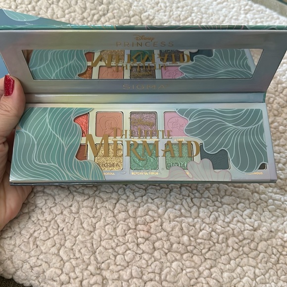 SIGMA x The Little Mermaid Palette - Picture 4 of 5